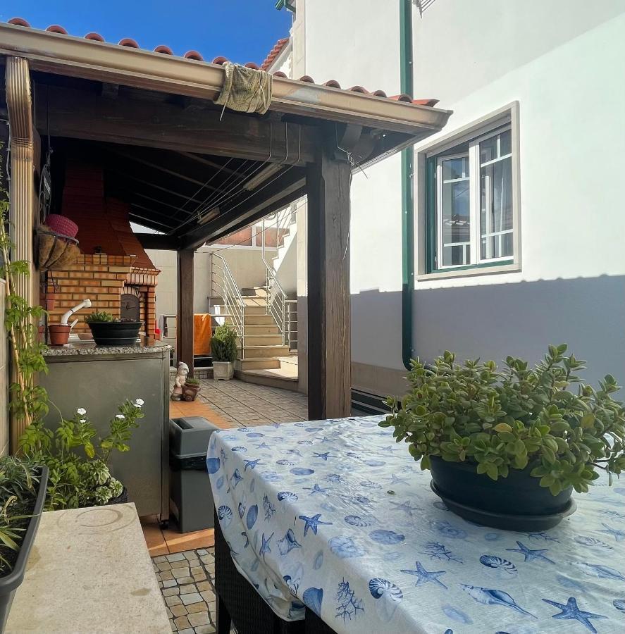 Moradia Da Ilda - Casas De Ferias Nazare Bagian luar foto