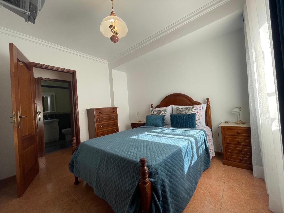 Moradia Da Ilda - Casas De Ferias Nazare Bagian luar foto
