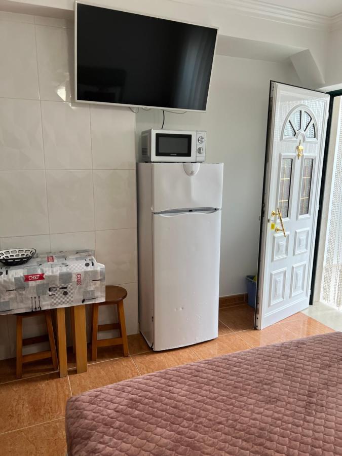 Moradia Da Ilda - Casas De Ferias Nazare Bagian luar foto