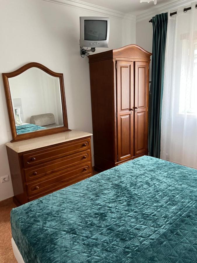 Moradia Da Ilda - Casas De Ferias Nazare Bagian luar foto